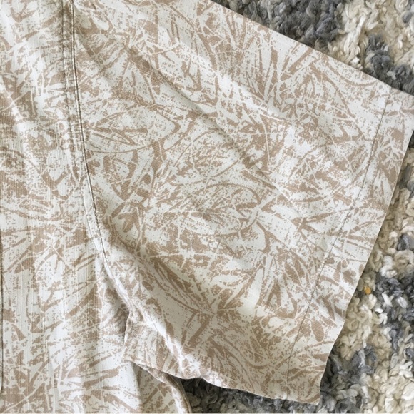 Columbia Men's Beige Leaf Print Shirt XXL - Picture 7 of 7